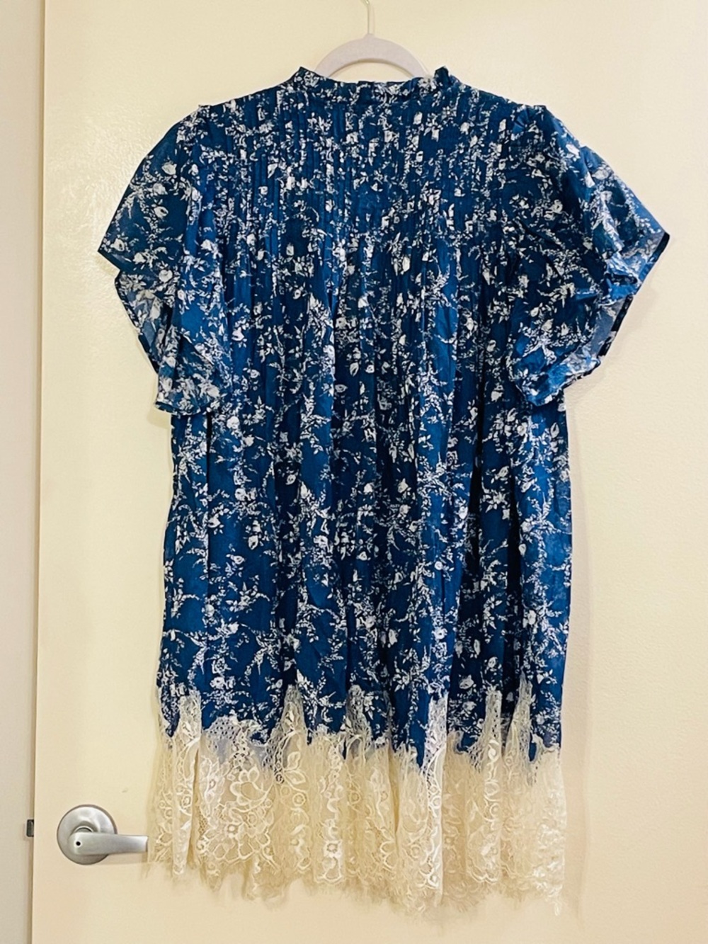 FREE PEOPLE NWOT Marigold Lace Hem Dress in Navy - Picture 4 of 5